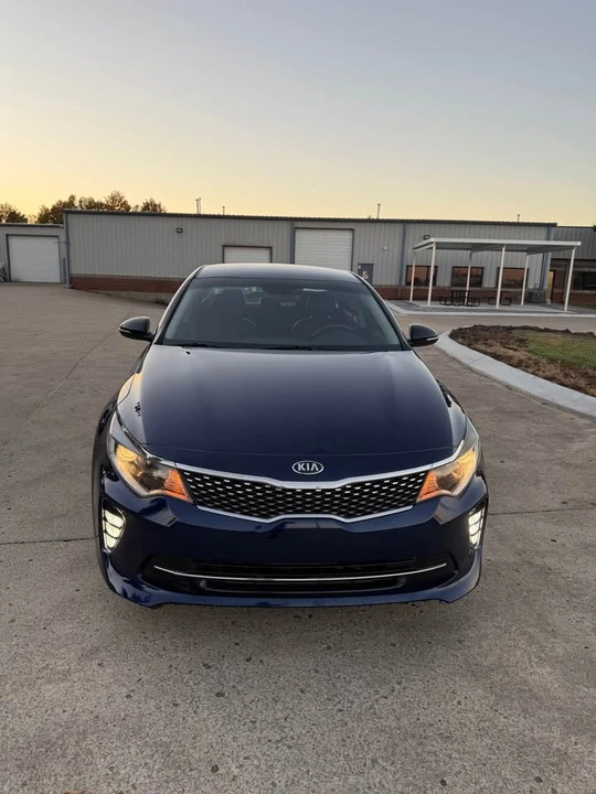 2018 Kia Optima/K5 - Image 2 of 13
