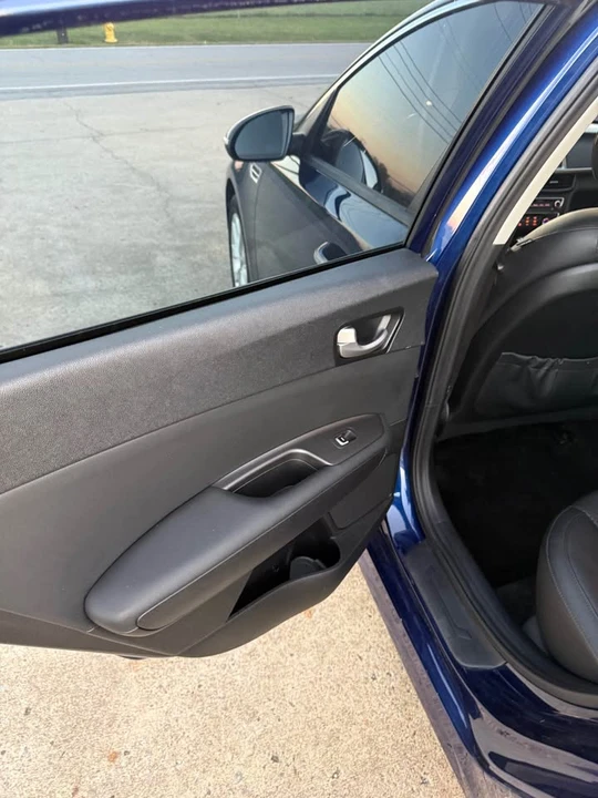 2018 Kia Optima/K5 - Image 8 of 13
