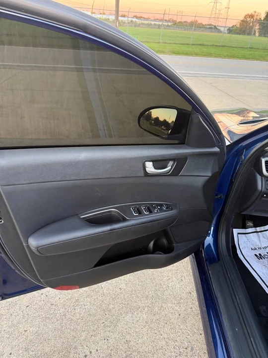 2018 Kia Optima/K5 - Image 10 of 13