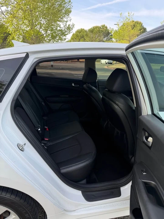 2018 Kia Optima/K5 - Image 6 of 10