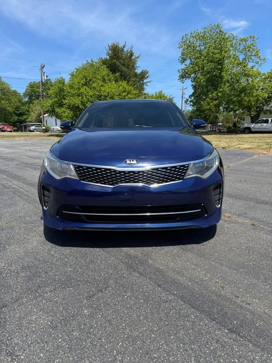2018 Kia Optima/K5 - Image 8 of 17