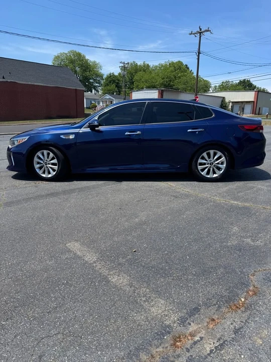 2018 Kia Optima/K5 - Image 2 of 17