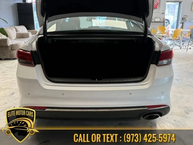 2018 Kia Optima/K5 - Image 7 of 12