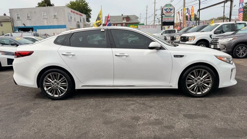 2018 Kia Optima/K5 - Image 11 of 12