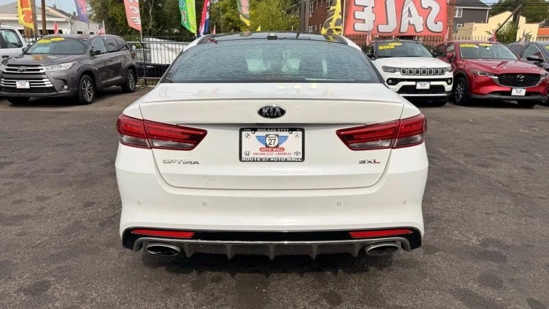 2018 Kia Optima/K5 - Image 6 of 12