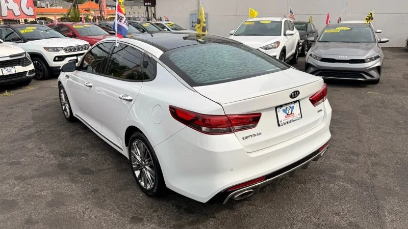 2018 Kia Optima/K5 - Image 5 of 12