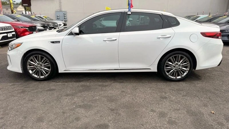 2018 Kia Optima/K5 - Image 10 of 12