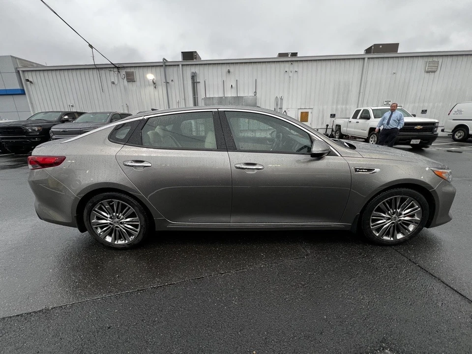 2018 Kia Optima/K5 - Image 2 of 12