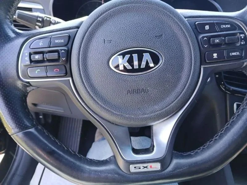2018 Kia Optima/K5 - Image 10 of 12