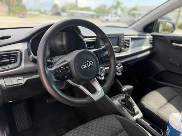 2018 Kia Rio - Image 7 of 22