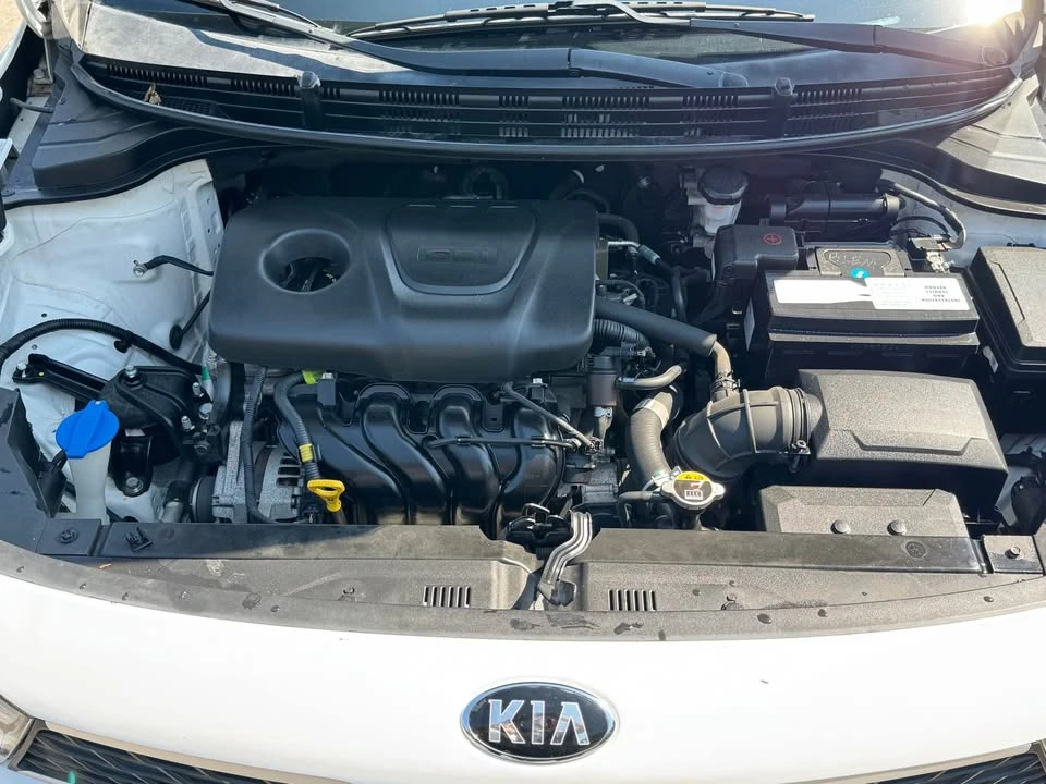 2018 Kia Rio - Image 16 of 17