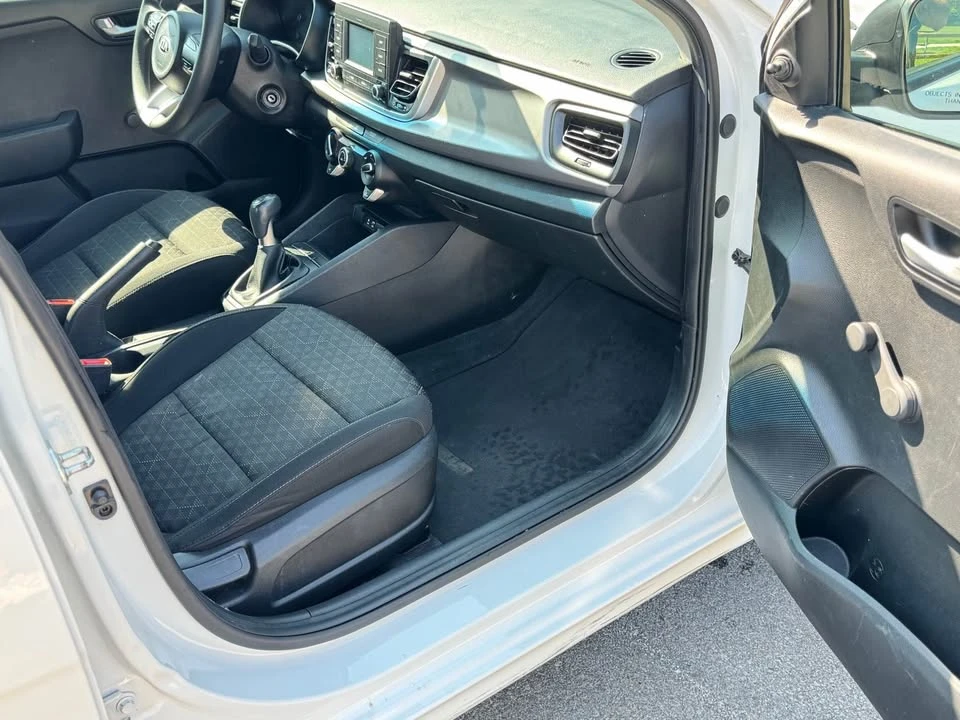 2018 Kia Rio - Image 15 of 17