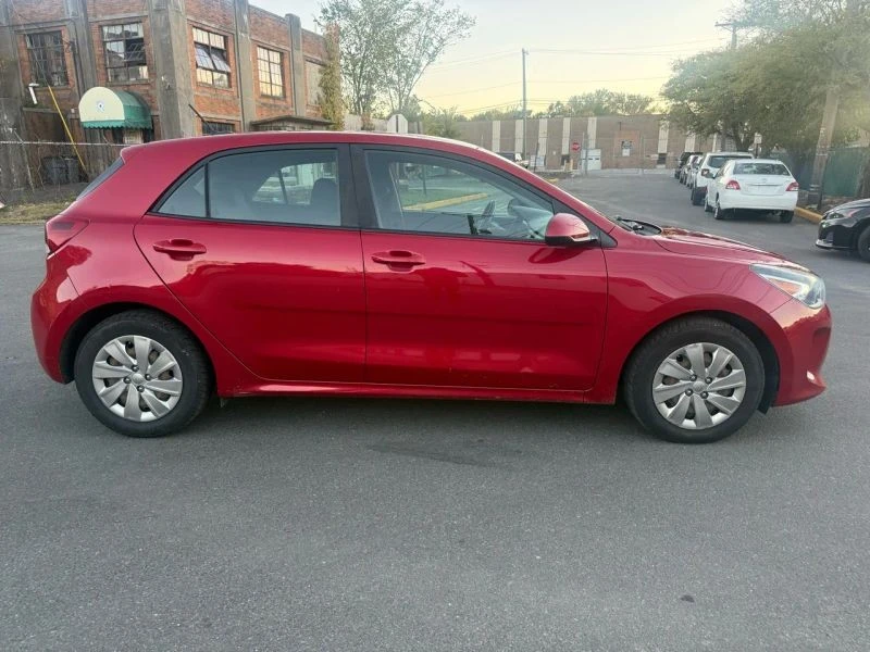 2018 Kia Rio - Image 8 of 12