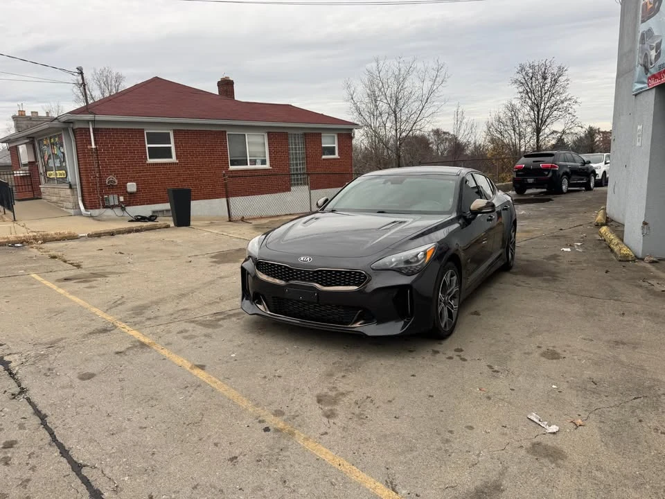 2018 Kia Stinger - Image 2 of 20