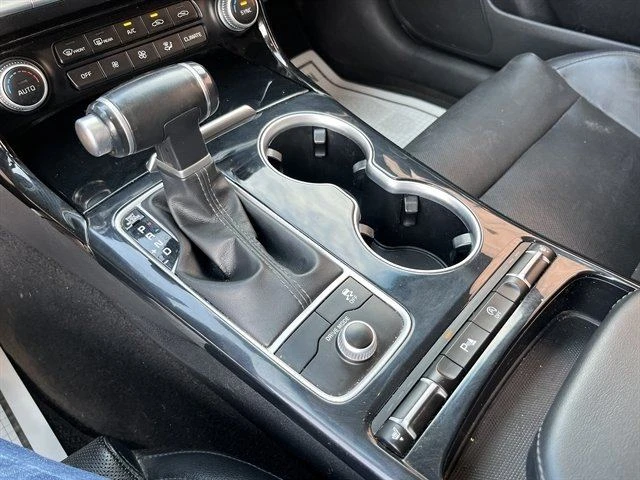 2018 Kia Stinger - Image 17 of 20
