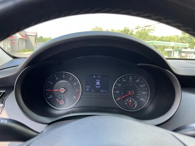 2018 Kia Stinger - Image 14 of 20