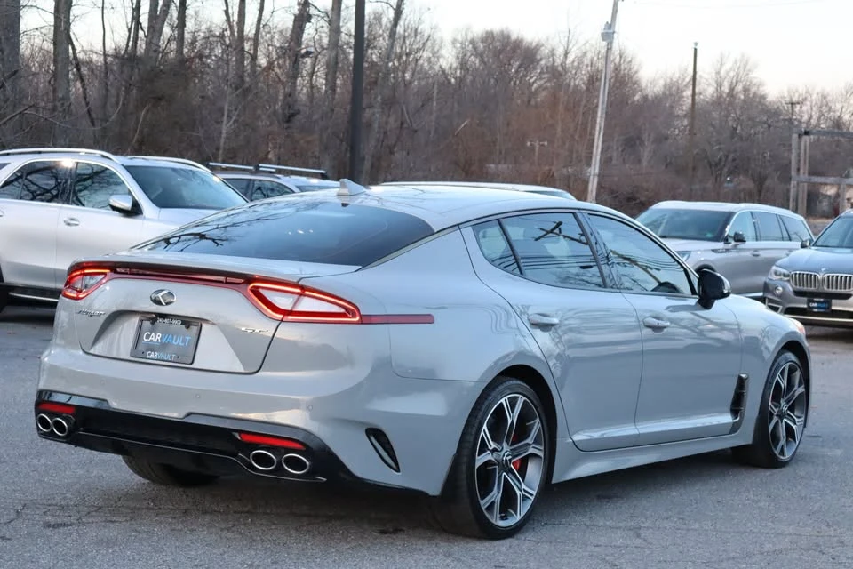 2018 Kia Stinger GT - Image 8 of 20