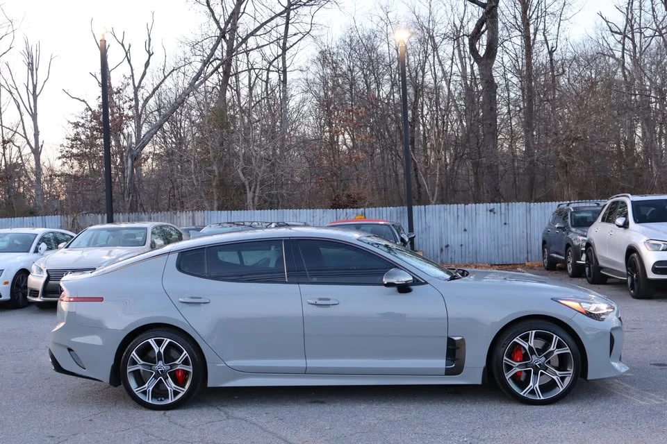 2018 Kia Stinger GT - Image 9 of 20