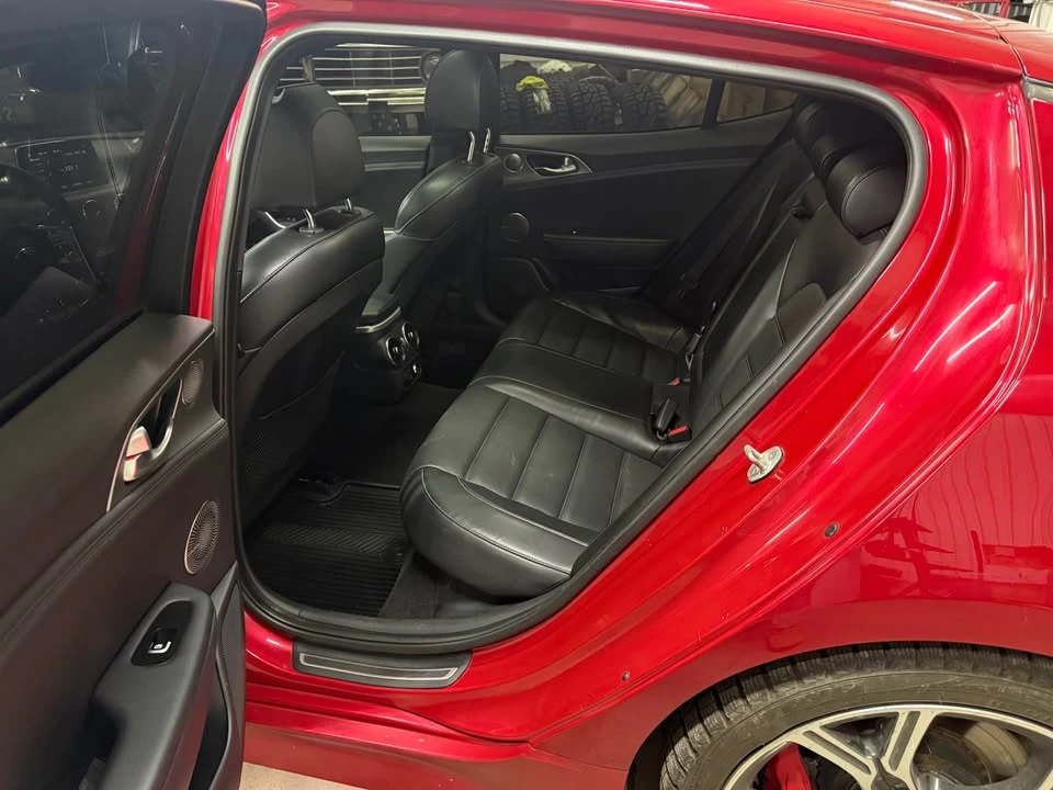 2018 Kia Optima/K5 - Image 10 of 11