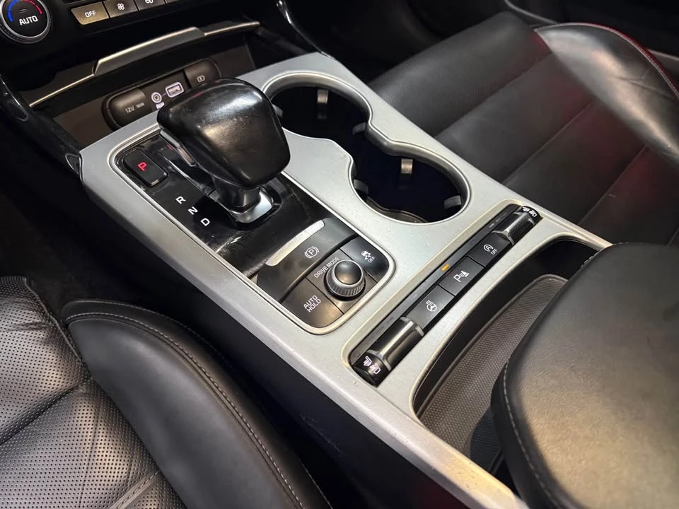 2018 Kia Optima/K5 - Image 9 of 11