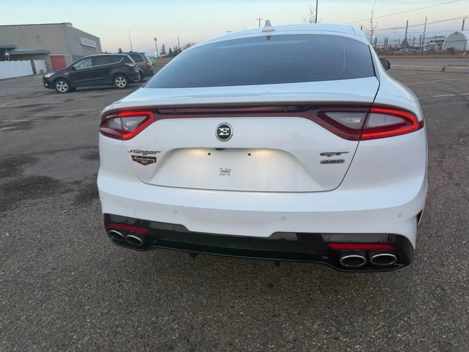 2018 Kia Stinger GT - Image 8 of 19