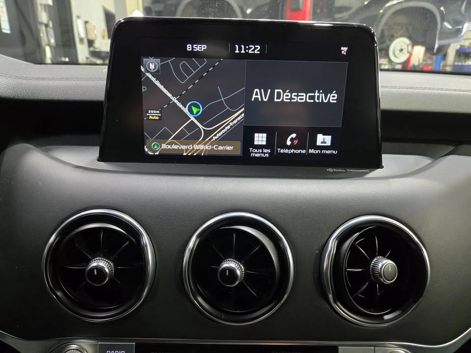 2018 Kia Stinger GT - Image 14 of 19