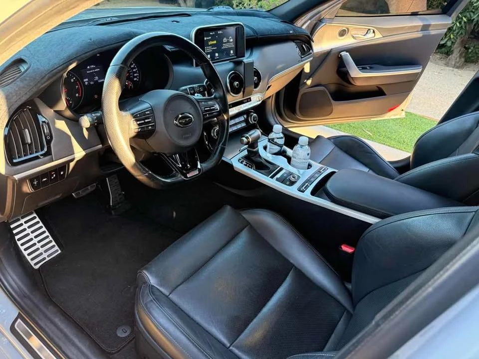 2018 Kia Stinger GT - Image 9 of 11