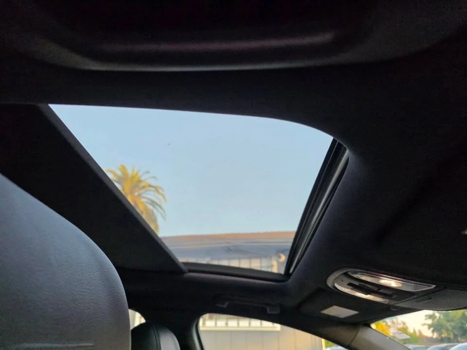2018 Kia Stinger GT - Image 14 of 19