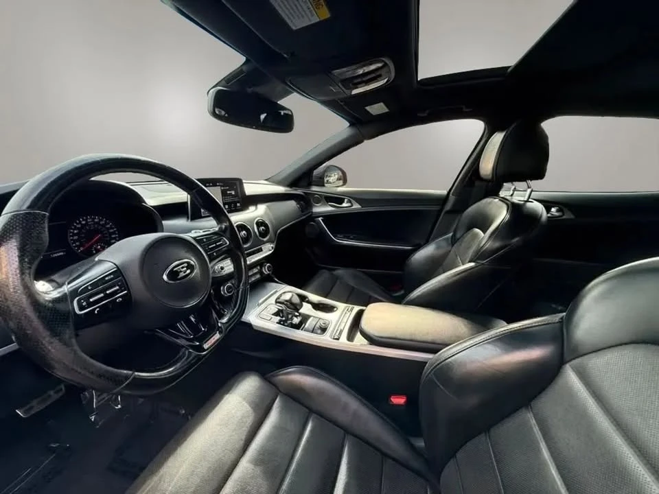 2018 Kia Stinger GT - Image 14 of 19