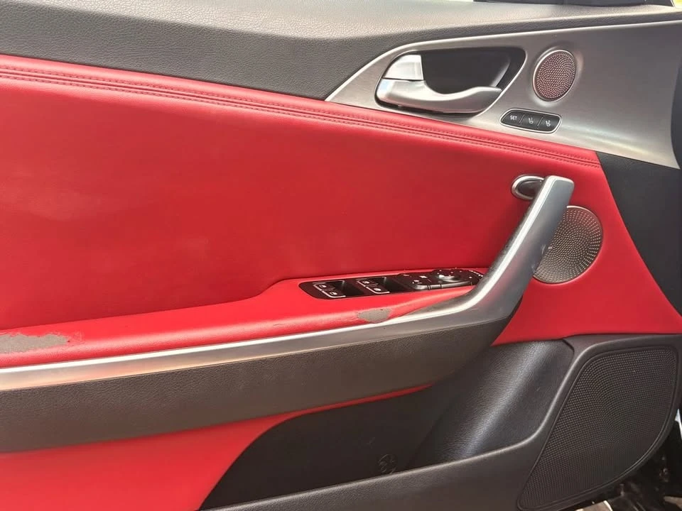 2018 Kia Stinger - Image 19 of 20