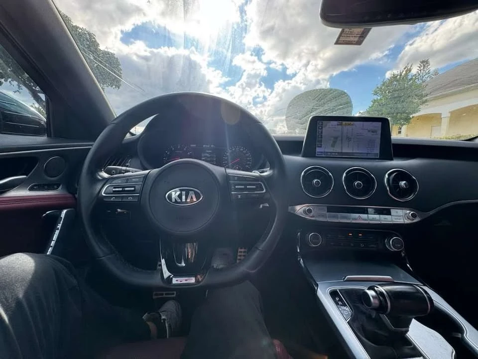 2018 Kia Stinger GT - Image 13 of 14