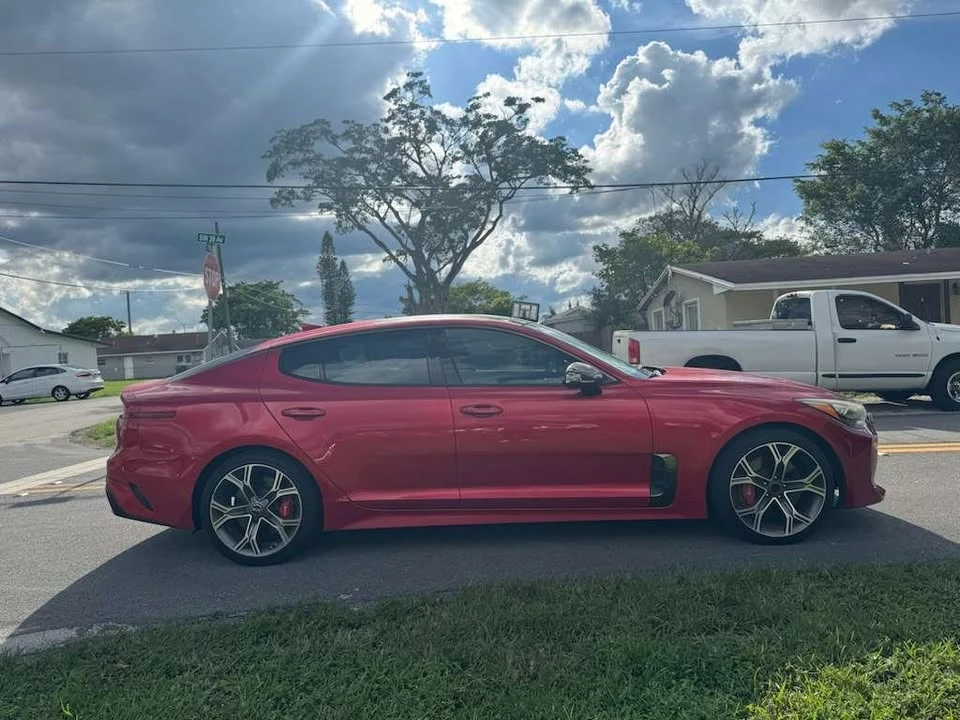 2018 Kia Stinger GT - Image 8 of 14