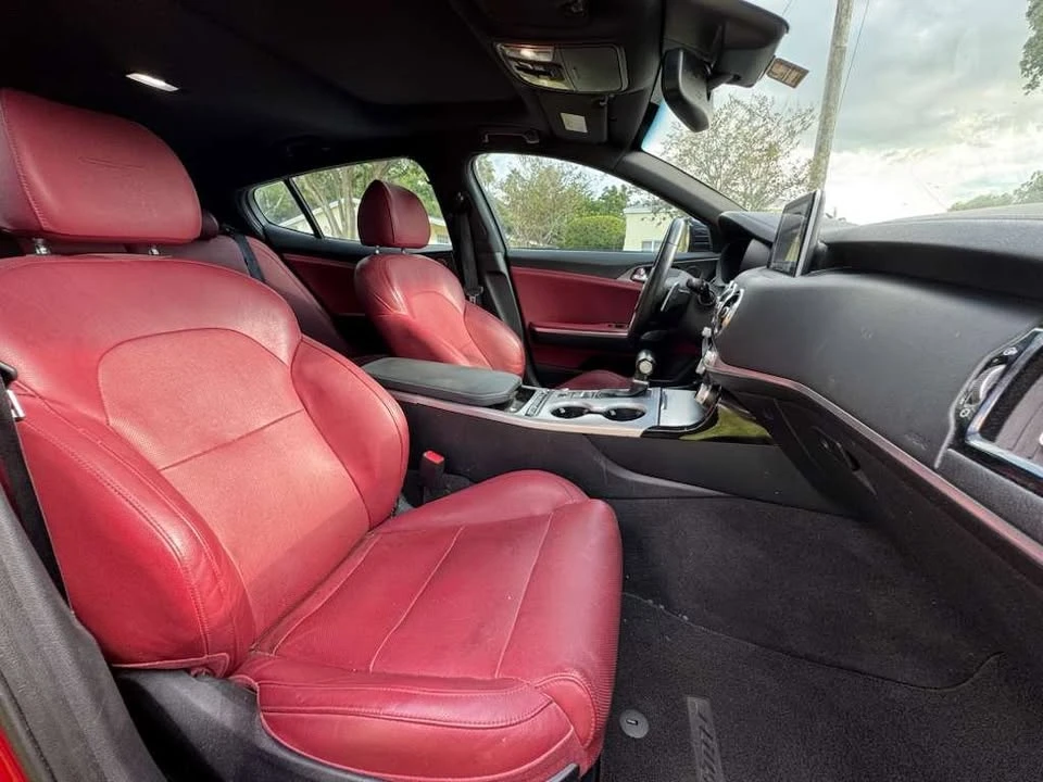 2018 Kia Stinger GT - Image 10 of 14