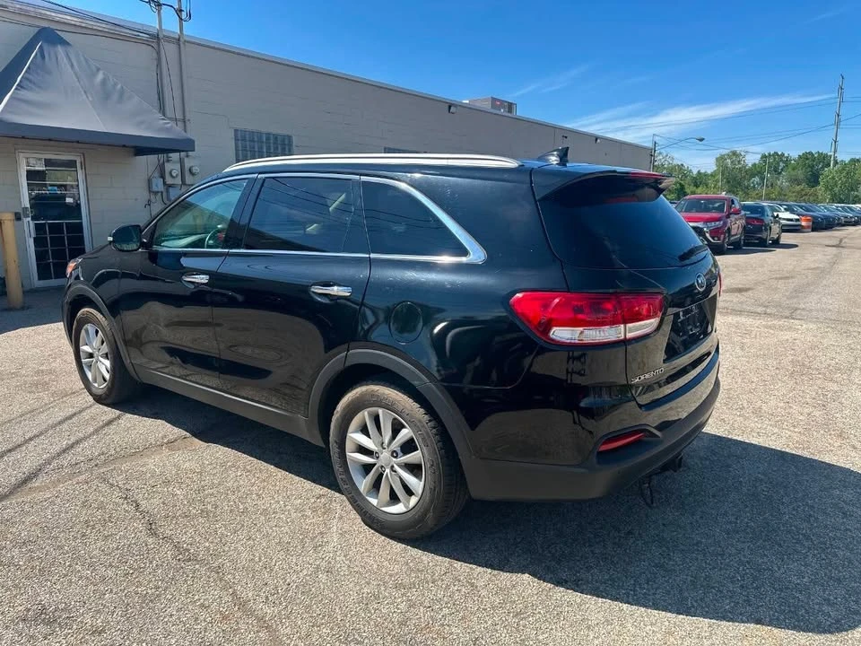 2018 Kia Sorento - Image 2 of 20