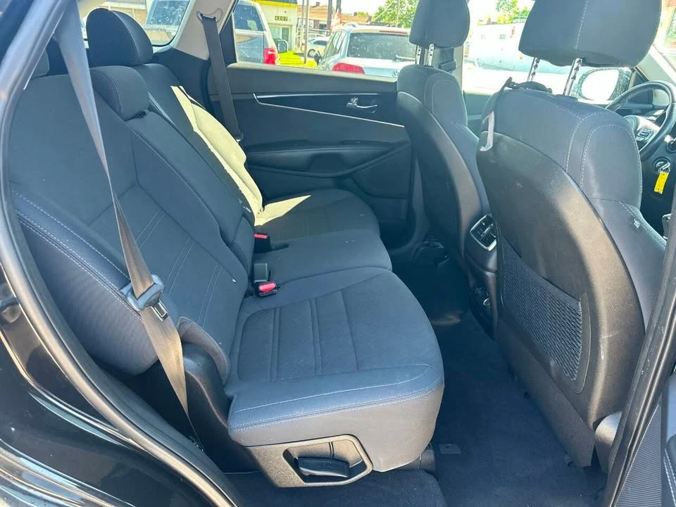 2018 Kia Sorento - Image 19 of 20
