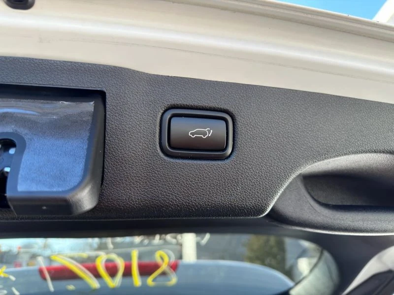 2018 Kia Sorento - Image 7 of 12