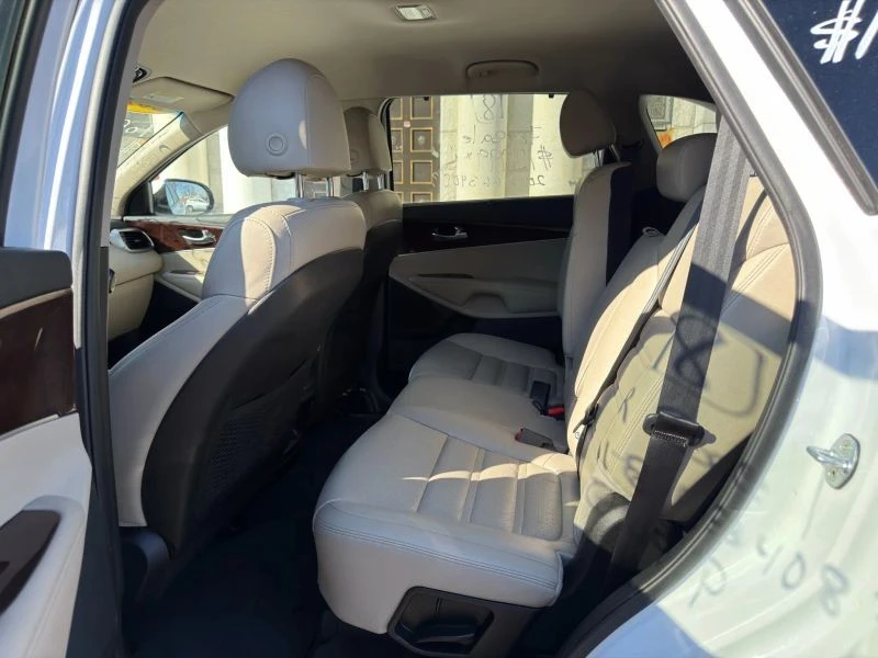 2018 Kia Sorento - Image 12 of 12