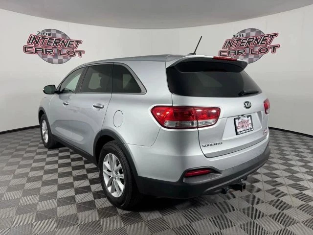 2018 Kia Sorento - Image 5 of 12