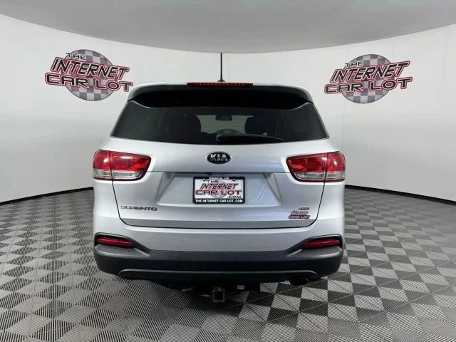 2018 Kia Sorento - Image 6 of 12