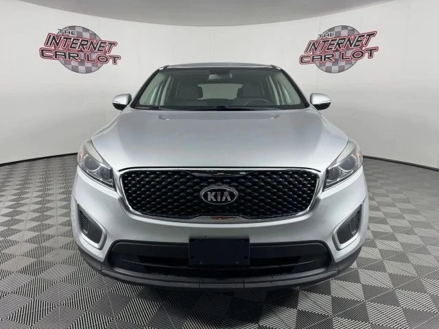 2018 Kia Sorento - Image 2 of 12