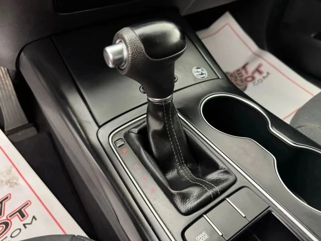 2018 Kia Sorento - Image 20 of 21