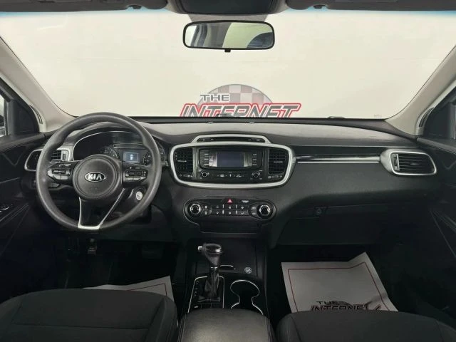 2018 Kia Sorento - Image 11 of 12