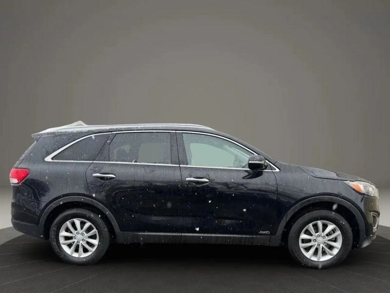 2018 Kia Sorento - Image 4 of 12