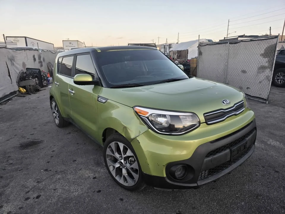 2018 Kia Soul - Image 4 of 9