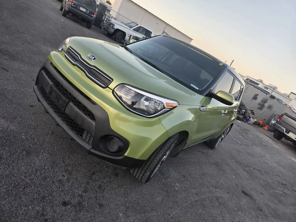 2018 Kia Soul - Image 5 of 9