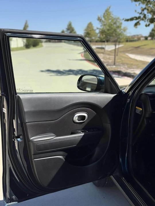 2018 Kia Soul - Image 5 of 6