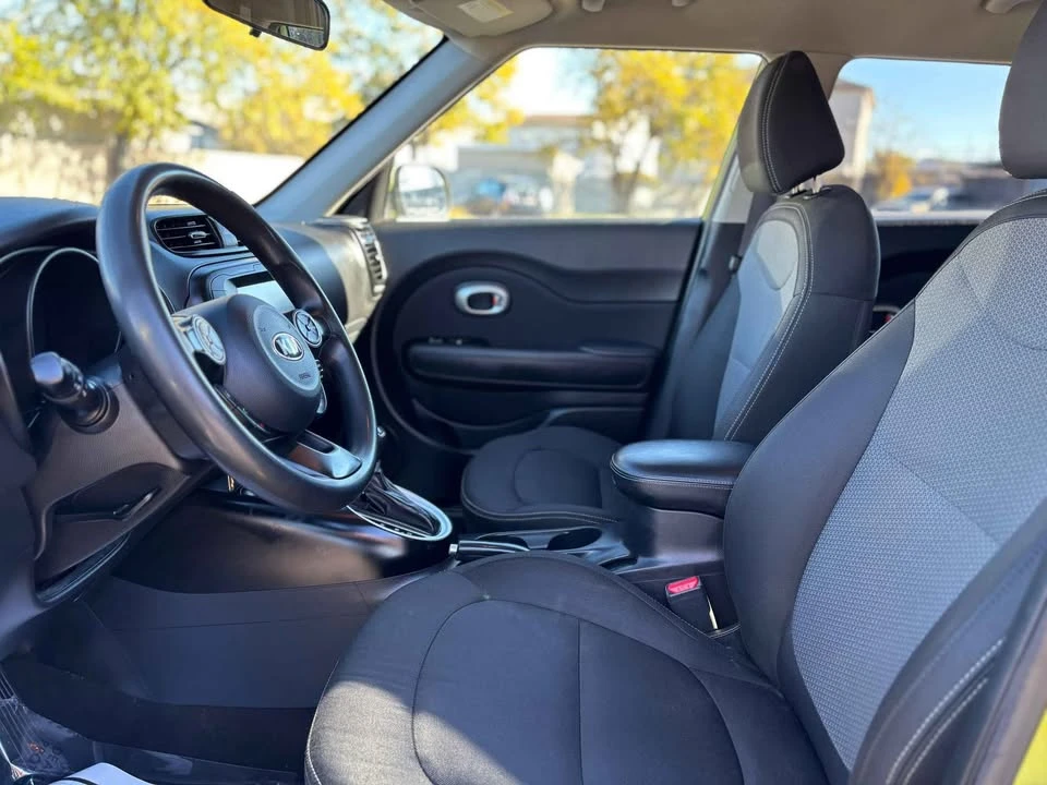 2018 Kia Soul - Image 10 of 11