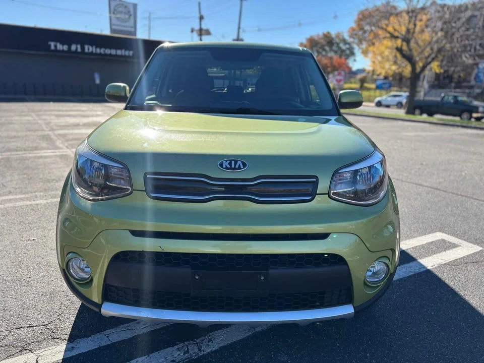 2018 Kia Soul - Image 2 of 11