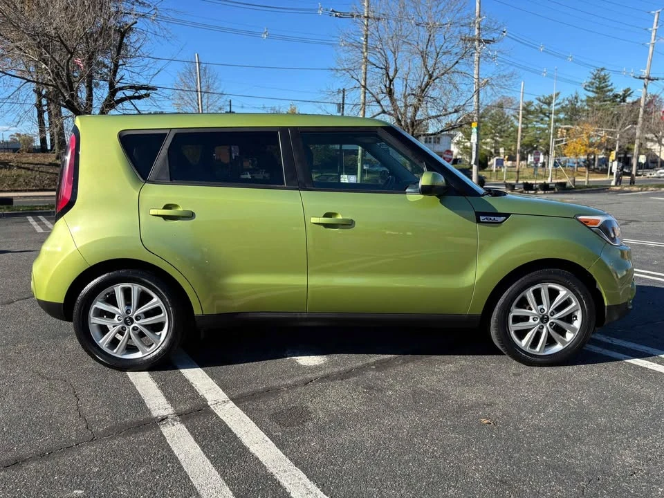 2018 Kia Soul - Image 7 of 11