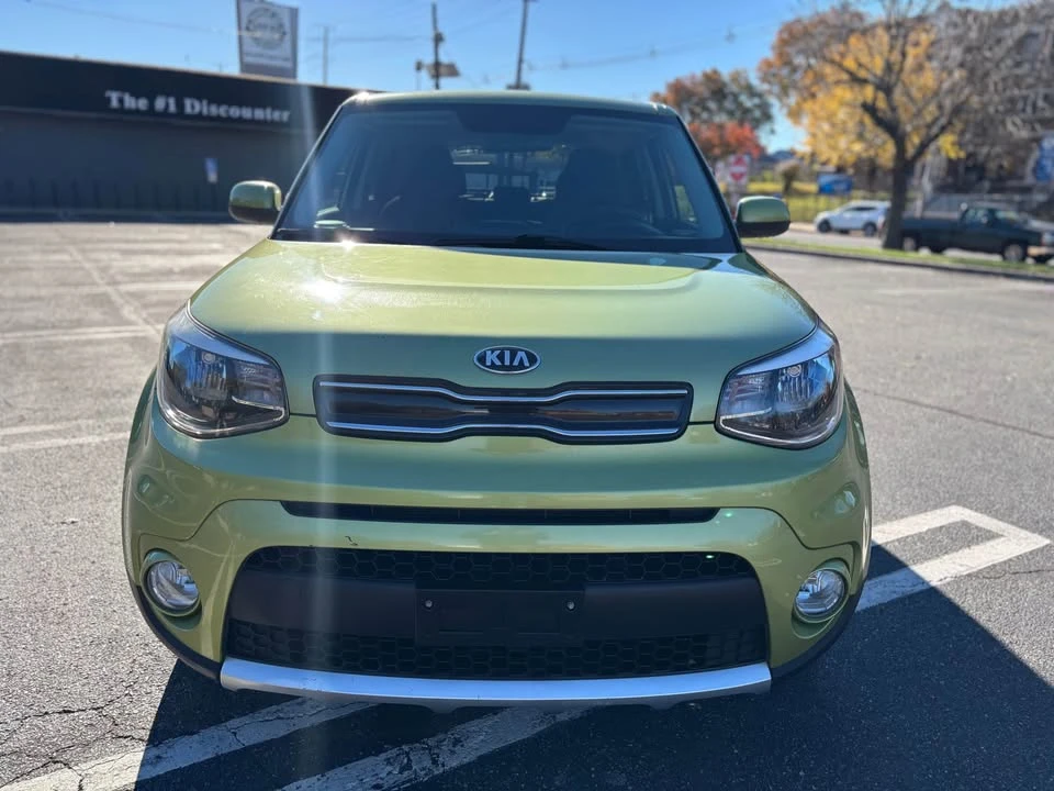 2018 Kia Soul - Image 2 of 11